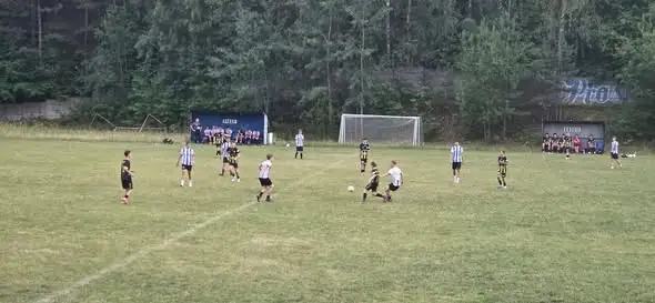 Juniorzy Młodsi wygrywają pierwszy sparing z Morawią Morawica 5:3
