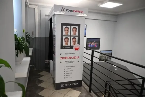 Fotobudka w Urzędzie Gminy w Rakowie – szybkie zdjęcia do dokumentów