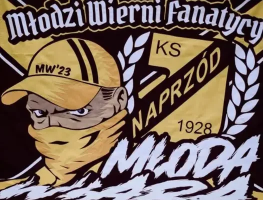 Młodzi zawodnicy Jędrzejowa pokonali rówieśników z Broni Radom w zaciętym meczu