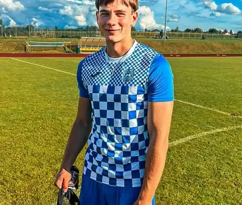 Derby Gminy Strawczyn dla Lechii II. Pewne zwycięstwo nad Top-Spinem