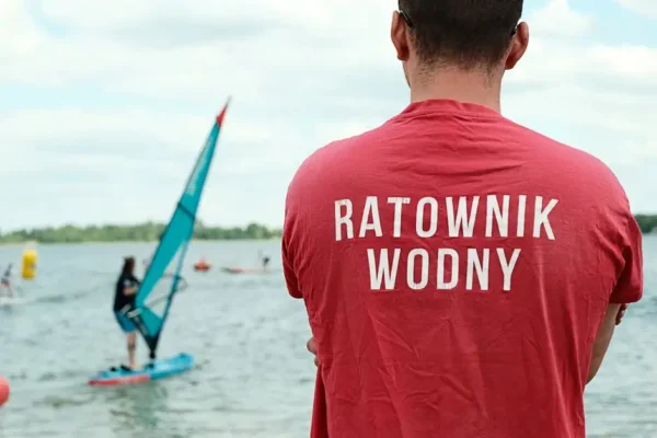 Bezpieczeństwo na wodą – apel do mieszkańców Chmielnika
