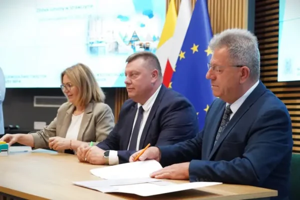 Żłobek w Strawczynie z nowoczesną salą sensoryczną – podpisano umowę