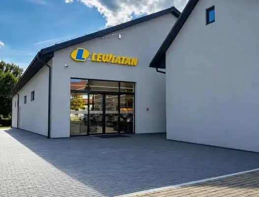 Partner klubu wspiera młodych sportowców – Lewiatan Bieliny ufundował wodę dla KKS Milenium