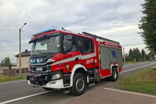 Fałszywy alarm SOS na DK74 w Mniowie – służby zawrócone w trakcie dojazdu