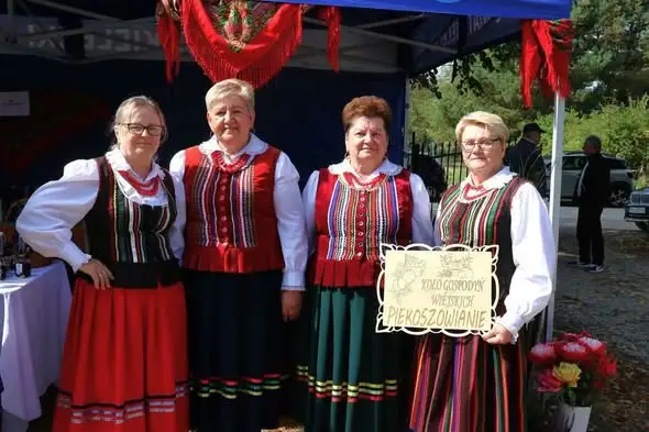 Piekoszów triumfuje na Festiwalu „Smaki Babiego Lata” w Ciekotach