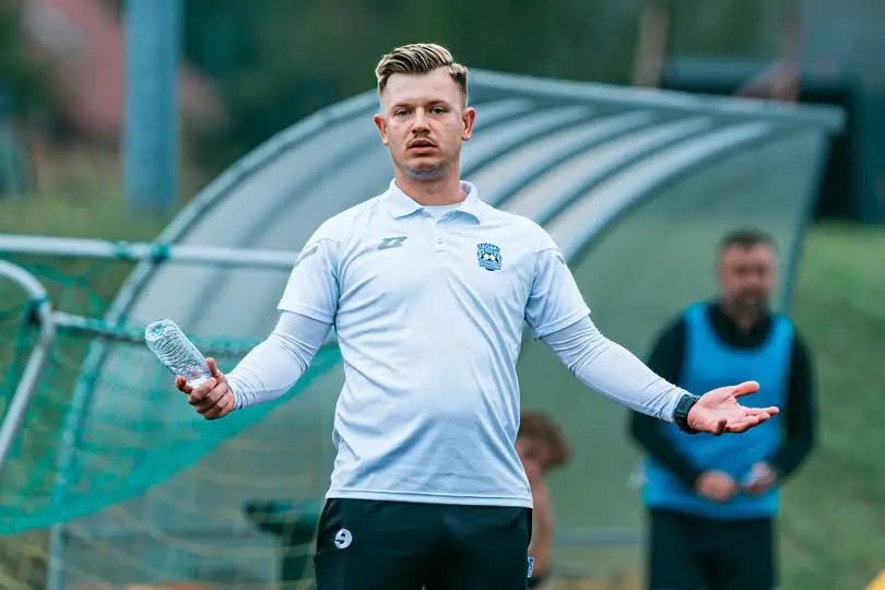 Lechia Strawczyn liderem po pięciu kolejkach. Trenerzy komentują mecz z Partyzantem Wodzisław