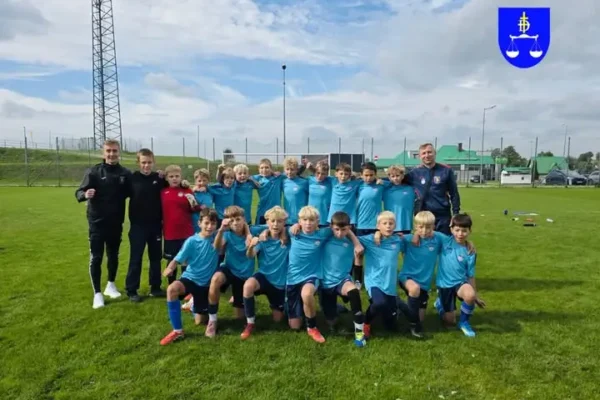 Spartakus Daleszyce wygrywa w Górnie 3:0. Młodzik Starszy z kompletem punktów