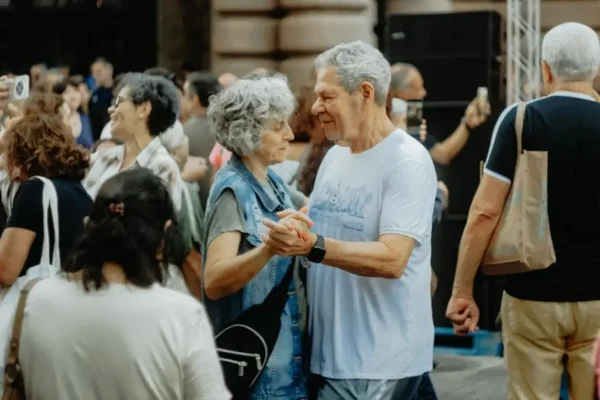 Senioralia wojewódzkie w Chęcinach – wspólna zabawa i aktywności dla seniorów