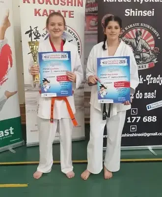 Sukces zawodniczek na Finale Ligi Karate Kontaktowego w Chrząstowicach