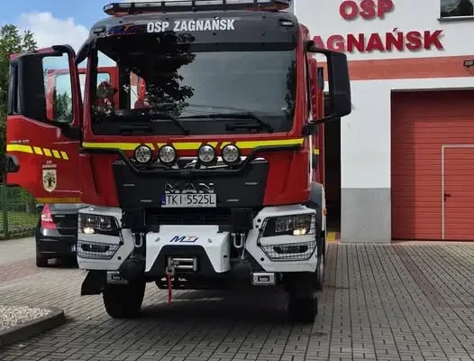 Pożar nieużytków rolnych w Zachełmiu — interweniowała OSP Zagnańsk-Chrusty