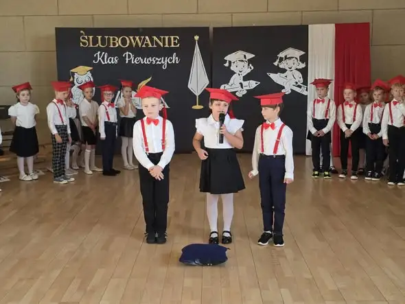 Ślubowanie pierwszoklasistów w Pierzchnicy – wyjątkowa uroczystość szkolna