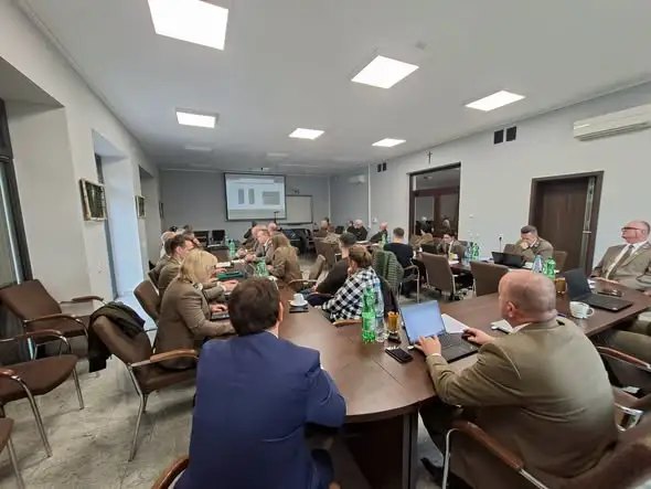 Nadleśnictwo Daleszyce: trwa narada nad planem urządzenia lasu na lata 2027-2036