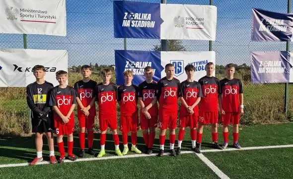 Historyczny awans młodych piłkarzy z Łagowa do rozgrywek makroregionalnych w Krakowie