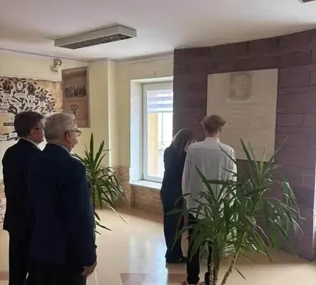 Dzień Edukacji Narodowej i ślubowanie pierwszoklasistów w liceum w Bodzentynie