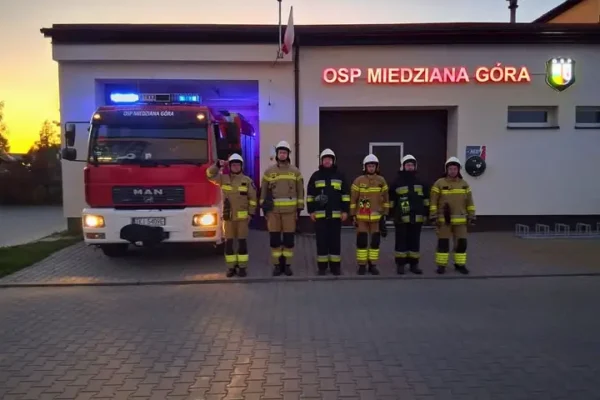 Hołd dla strażaków z Niska — cała Polska połączyła się w żałobie