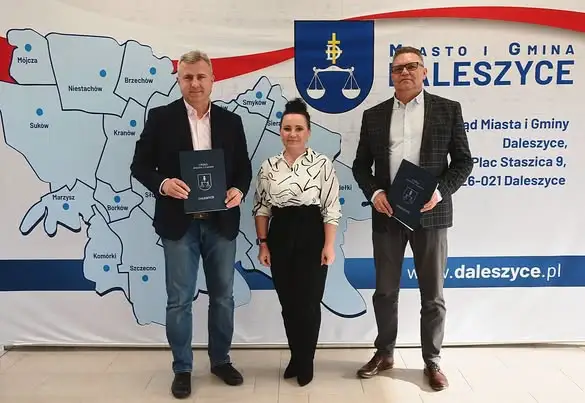 Daleszyce: nowa umowa na kanalizację przy ul. Sienkiewicza