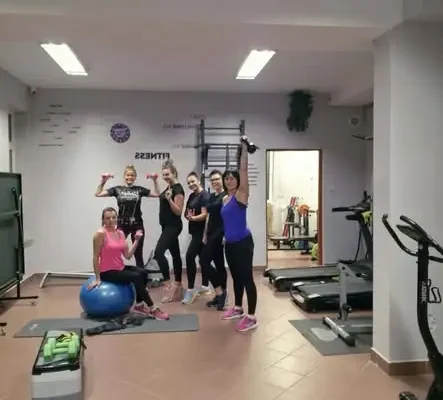 Trening FullBodyWorkout dla kobiet w Miedzianej Górze – jesienna energia!