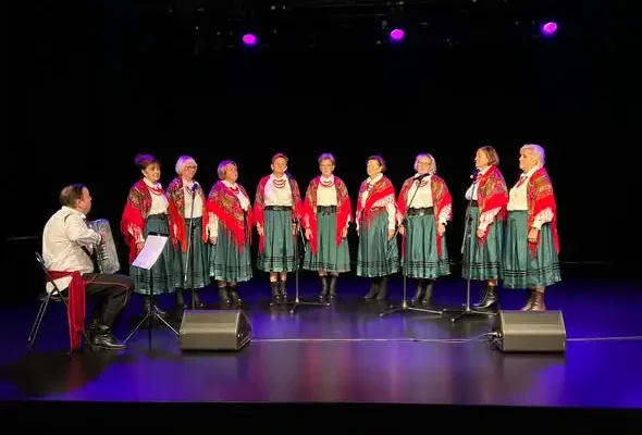 Górnianecki, SwaTKI i Leszczynianki na patriotycznej scenie – eliminacje do VI Regionalnego Przeglądu Pieśni Patriotycznej