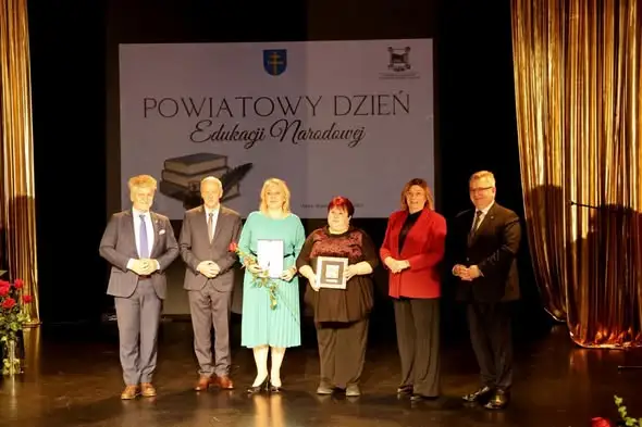 Szkoła w Psarach-Starej Wsi z najlepszym wynikiem egzaminu ósmoklasisty w gminie Bodzentyn